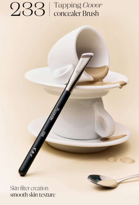 PICCASSO 233 Tapping Cover Concealer Brush